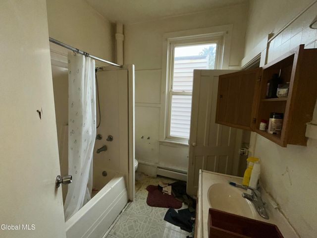 2238 14th Street, Troy, NY 12180