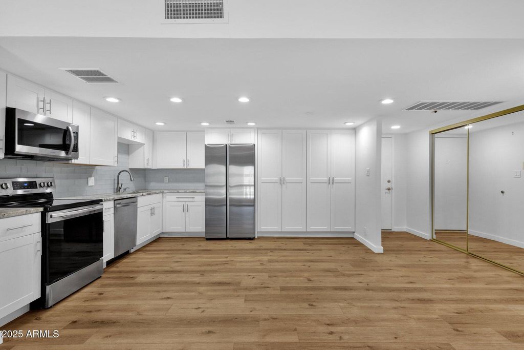 7920 E CAMELBACK Road 104, Scottsdale, AZ 85251 — photo 5