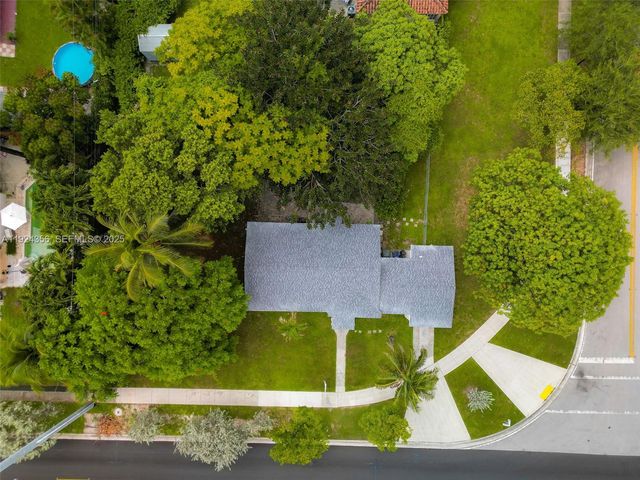 1400 SW 62nd Ave, West Miami, FL 33144