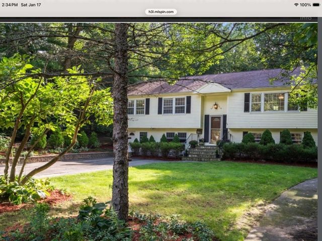 96 Washburn Avenue, Wellesley, MA 02481