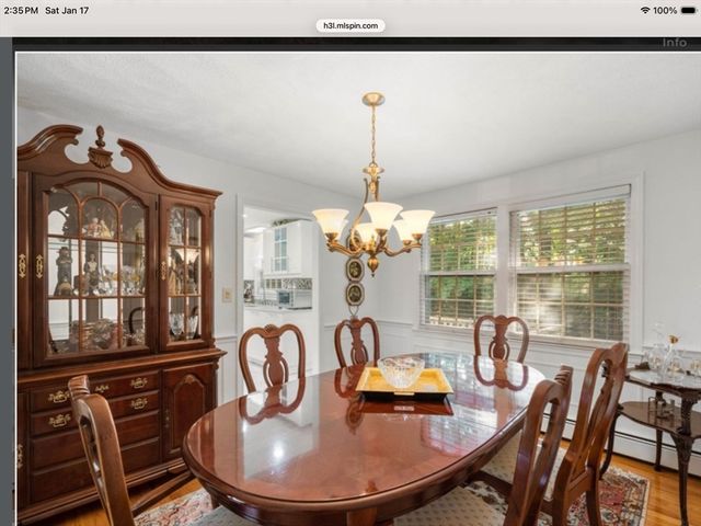 96 Washburn Avenue, Wellesley, MA 02481