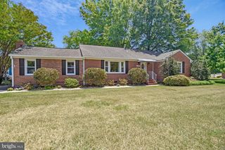 12815 THOMPSON DR, Waldorf, MD 20602