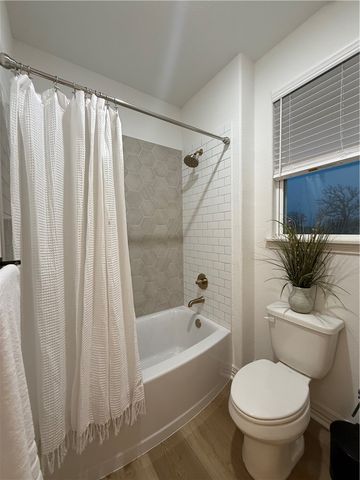 3201 Hunters Crossing Trail, Bryan, TX 77808