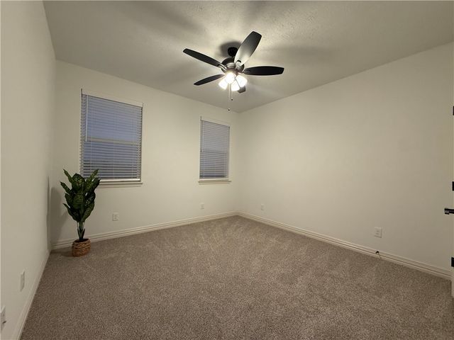3201 Hunters Crossing Trail, Bryan, TX 77808