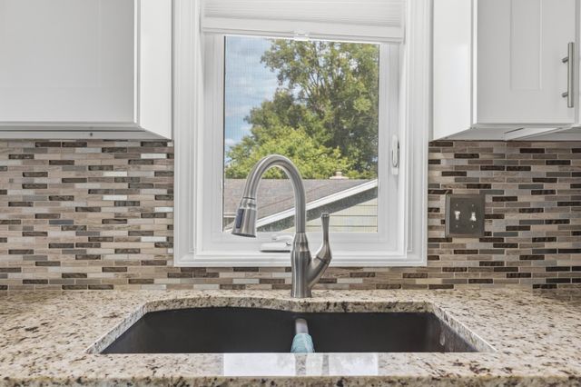 3005 W 135th Street, Burnsville, MN 55337
