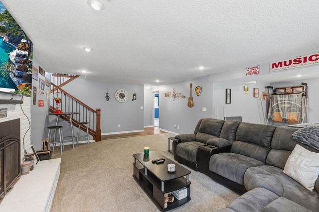 3005 W 135th Street, Burnsville, MN 55337