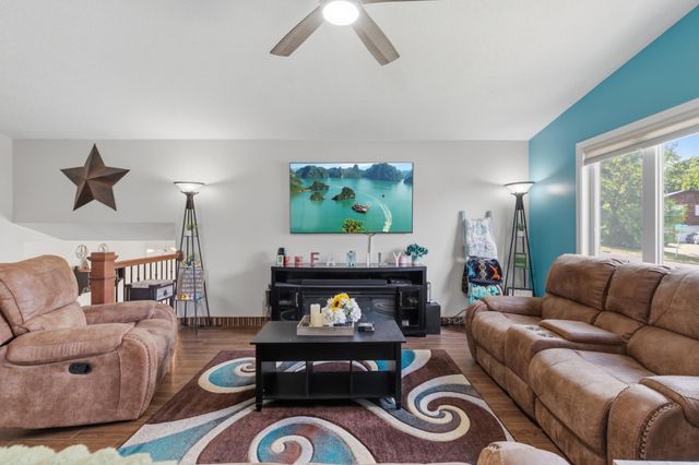 3005 W 135th Street, Burnsville, MN 55337