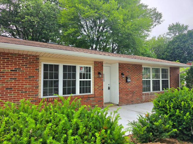 127 KENMAR DR, Newark, DE 19713