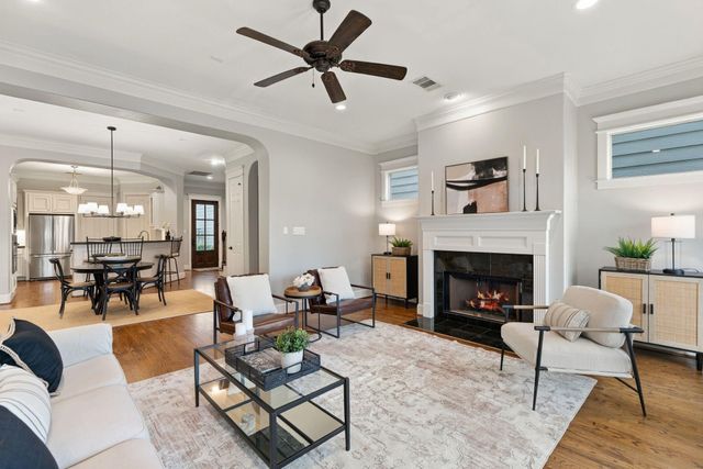 1518 Alexander Street, Houston, TX 77008