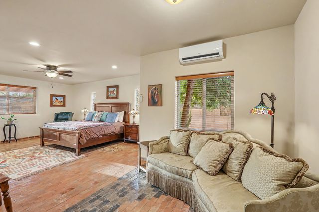 80 Calle Vista Grande, Bernalillo, NM 87004