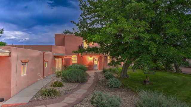80 Calle Vista Grande, Bernalillo, NM 87004