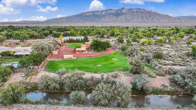 80 Calle Vista Grande, Bernalillo, NM 87004