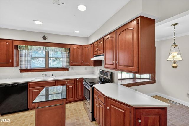 100 Barley Place, Wake Forest, NC 27587