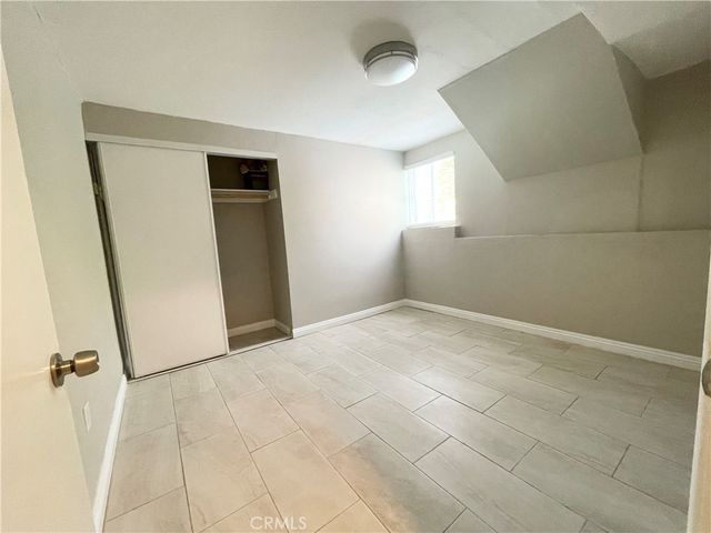 976 E Edgecomb B, Covina, CA 91724