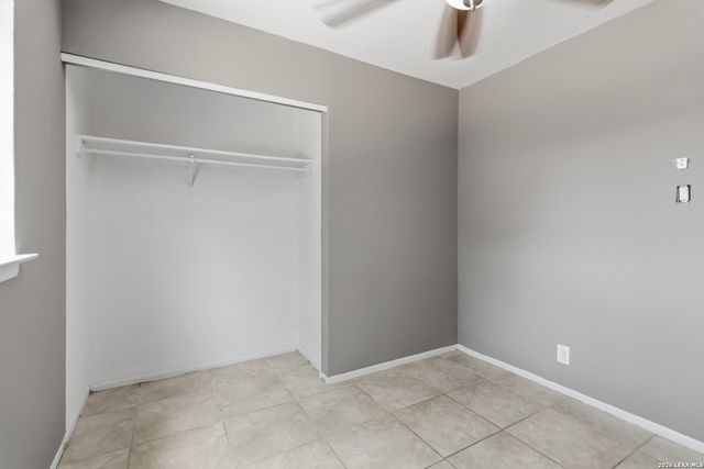 2823 CHERRY FIELD DR, San Antonio, TX 78245