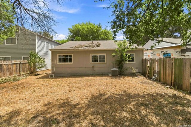 2823 CHERRY FIELD DR, San Antonio, TX 78245