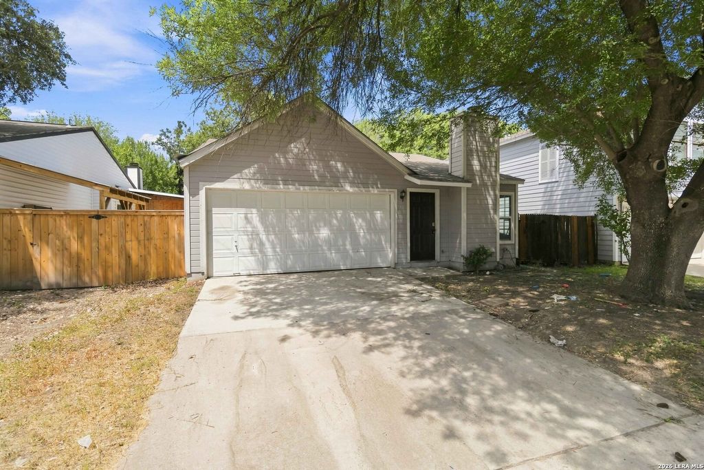 2823 CHERRY FIELD DR, San Antonio, TX 78245