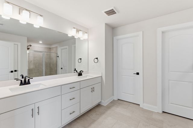 1708 Evans Hill Ct, Hermitage, TN 37076