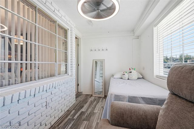 5437 Holmby Avenue, Las Vegas, NV 89146