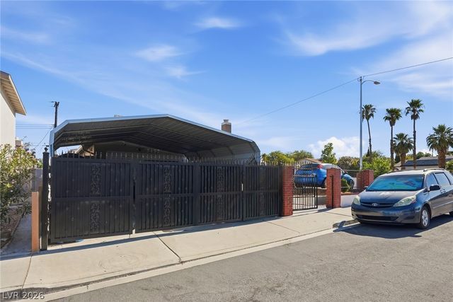 5437 Holmby Avenue, Las Vegas, NV 89146