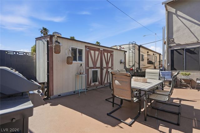 5437 Holmby Avenue, Las Vegas, NV 89146