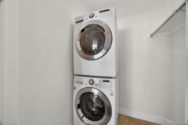 9059 E Panorama Circle B304, Englewood, CO 80112