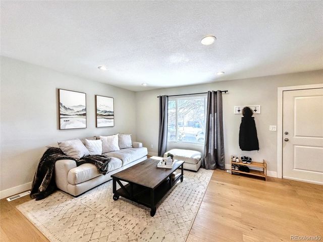 1828 S Idalia Street, Aurora, CO 80017