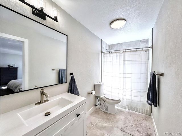 1828 S Idalia Street, Aurora, CO 80017