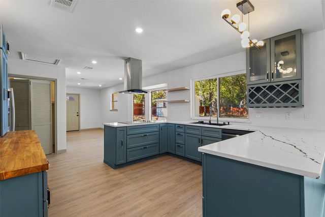 504 Chisolm Court, Colleyville, TX 76034