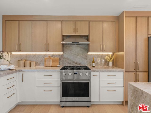 32017 Wallington Court, Westlake Village, CA 91361