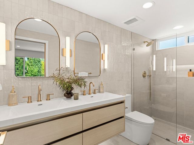 32017 Wallington Court, Westlake Village, CA 91361