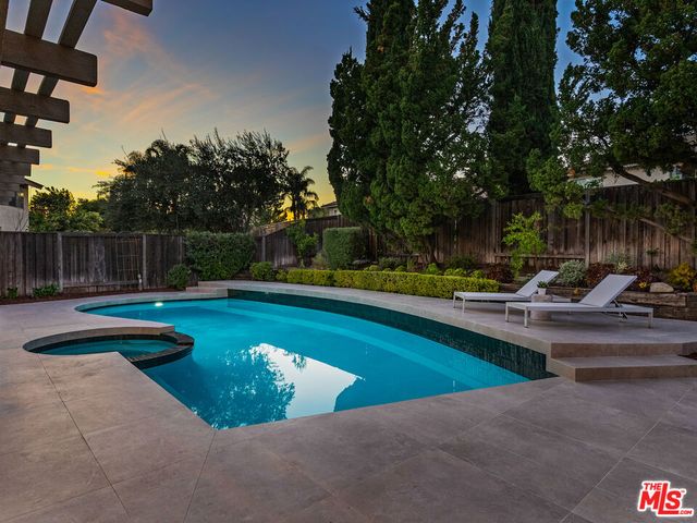 32017 Wallington Court, Westlake Village, CA 91361