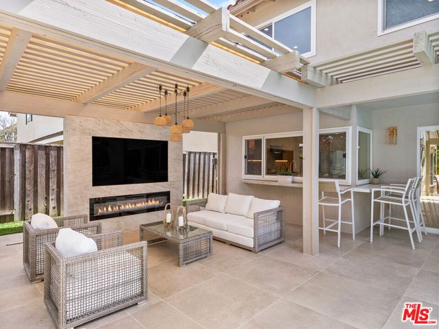 32017 Wallington Court, Westlake Village, CA 91361