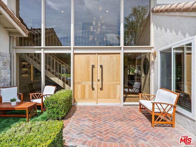 32017 Wallington Court, Westlake Village, CA 91361