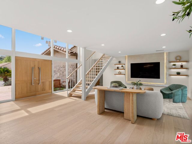 32017 Wallington Court, Westlake Village, CA 91361