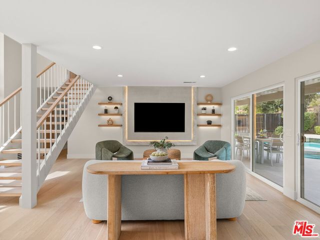 32017 Wallington Court, Westlake Village, CA 91361