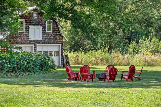 695 US Route 2, Milton, VT 05468