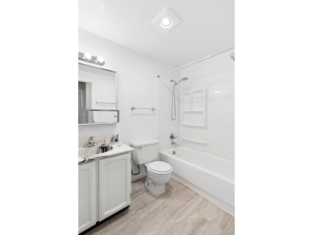 1073 W 112th Ave B, Denver, CO 80234