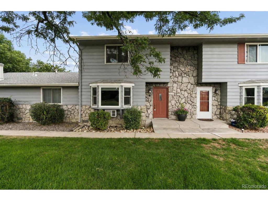 1073 W 112th Ave B, Denver, CO 80234