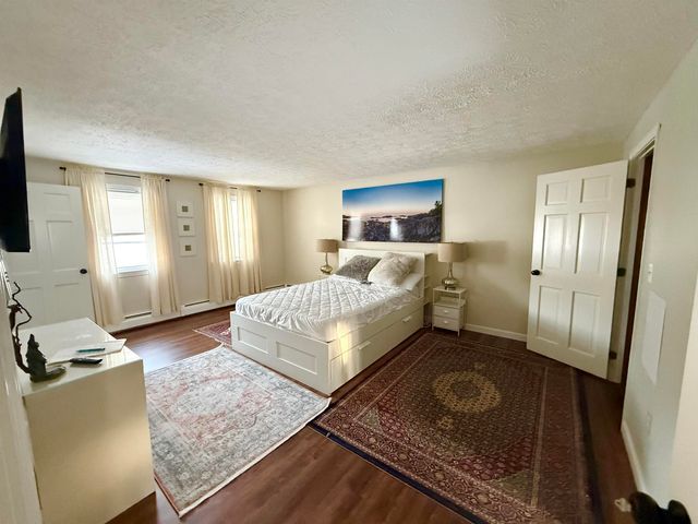 53 HOLMES Drive, Manchester, NH 03104