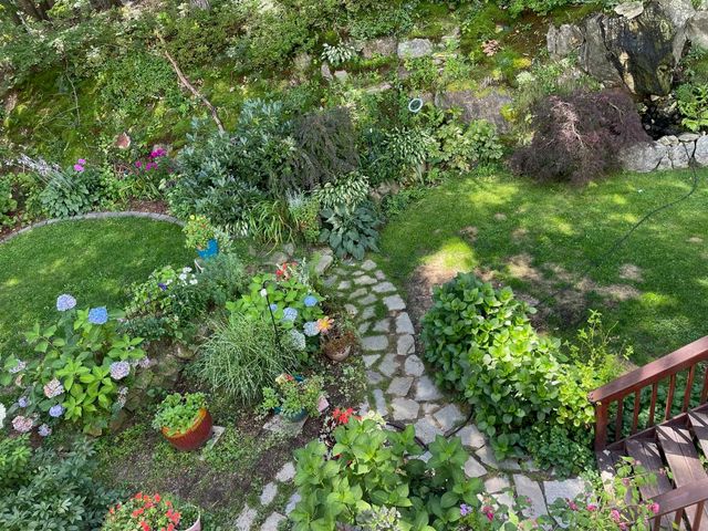 53 HOLMES Drive, Manchester, NH 03104