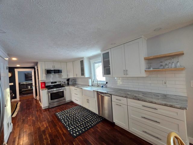 53 HOLMES Drive, Manchester, NH 03104