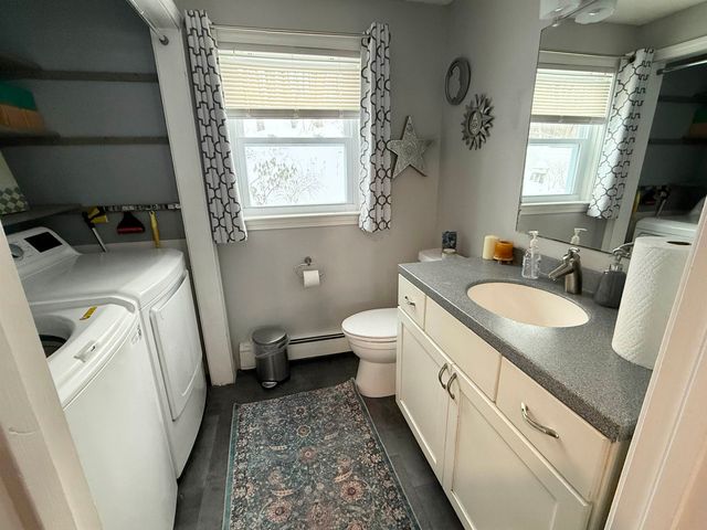 53 HOLMES Drive, Manchester, NH 03104