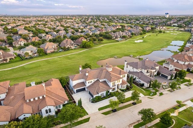 1013 Excalibur Boulevard, Lewisville, TX 75056
