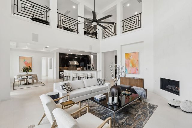 1013 Excalibur Boulevard, Lewisville, TX 75056