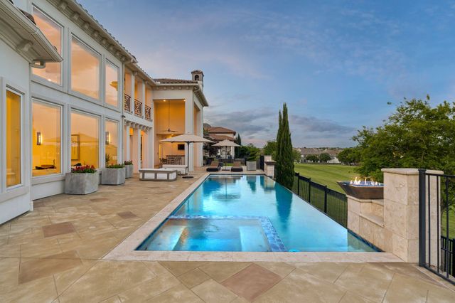1013 Excalibur Boulevard, Lewisville, TX 75056