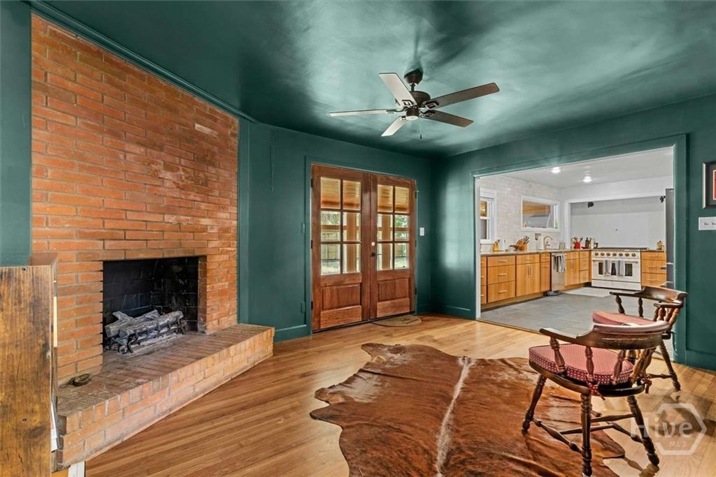 Image 14 of property listing at 3111 Wright Street, Savannah, GA 31404