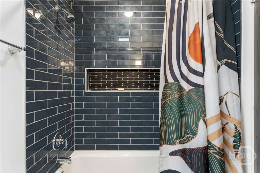 Image 18 of property listing at 3111 Wright Street, Savannah, GA 31404