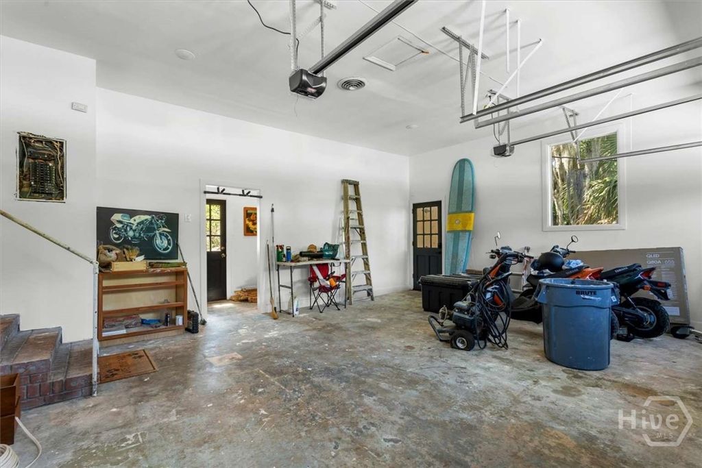 Image 31 of property listing at 3111 Wright Street, Savannah, GA 31404