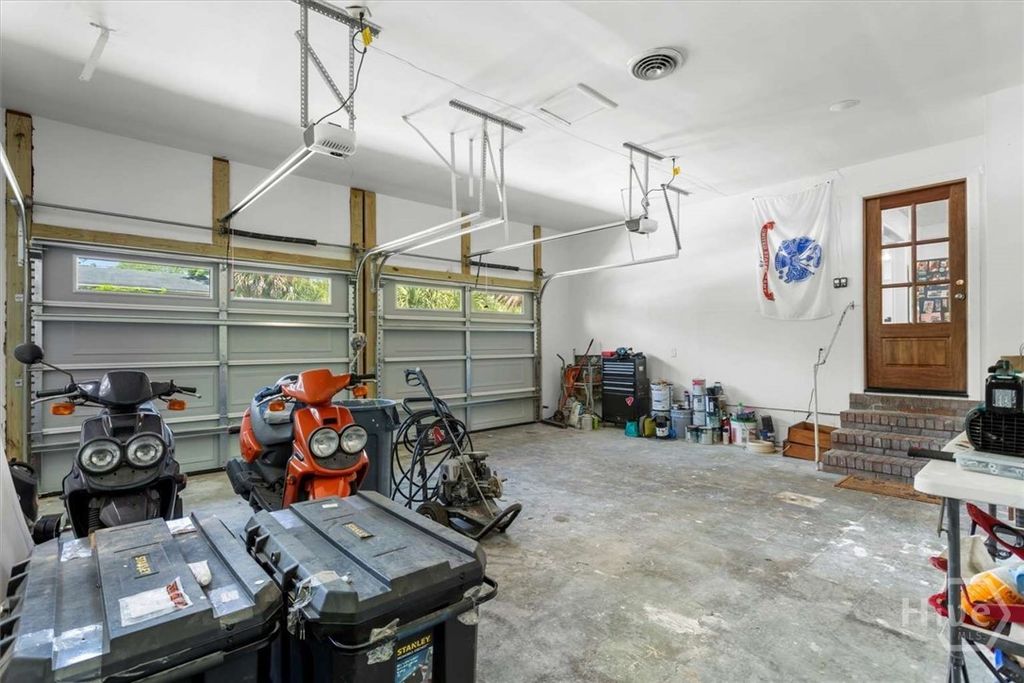 Image 32 of property listing at 3111 Wright Street, Savannah, GA 31404